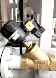 Remote Monitoring Industrial Nitrogen Generator For Laser Cutting 70Nm3/Hr Output